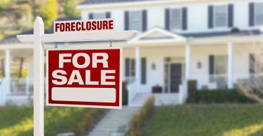 buying a foreclosed home at auction